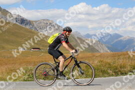 Photo #2672819 | 16-08-2022 14:43 | Passo Dello Stelvio - Peak BICYCLES