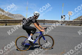 Photo #2730423 | 24-08-2022 13:01 | Passo Dello Stelvio - Peak BICYCLES