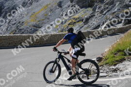 Photo #2717281 | 23-08-2022 10:05 | Passo Dello Stelvio - Prato side BICYCLES