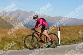 Photo #2733075 | 24-08-2022 13:42 | Passo Dello Stelvio - Peak BICYCLES