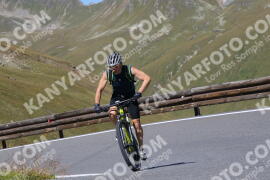Photo #3958308 | 19-08-2023 11:09 | Passo Dello Stelvio - Peak BICYCLES
