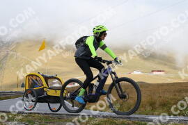 Foto #4263799 | 16-09-2023 11:26 | Passo Dello Stelvio - die Spitze BICYCLES
