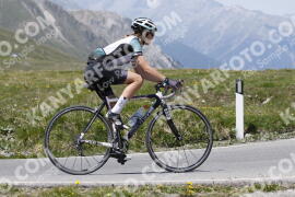 Photo #3242932 | 26-06-2023 14:36 | Passo Dello Stelvio - Peak BICYCLES