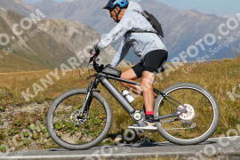 Foto #4229972 | 10-09-2023 13:01 | Passo Dello Stelvio - die Spitze BICYCLES