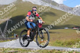 Foto #3911034 | 16-08-2023 11:08 | Passo Dello Stelvio - die Spitze BICYCLES