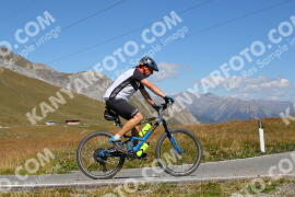 Foto #2668998 | 16-08-2022 12:15 | Passo Dello Stelvio - die Spitze BICYCLES