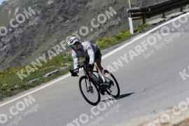 Photo #3225431 | 25-06-2023 16:14 | Passo Dello Stelvio - Peak BICYCLES