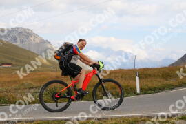 Photo #2677360 | 17-08-2022 09:24 | Passo Dello Stelvio - Peak BICYCLES