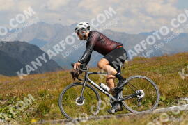 Photo #3894629 | 15-08-2023 11:13 | Passo Dello Stelvio - Peak BICYCLES