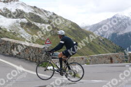 Photo #4097538 | 30-08-2023 14:00 | Passo Dello Stelvio - Prato side BICYCLES
