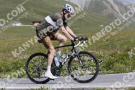 Photo #3526736 | 18-07-2023 11:14 | Passo Dello Stelvio - Peak BICYCLES