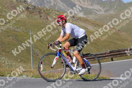 Photo #4033888 | 23-08-2023 10:30 | Passo Dello Stelvio - Peak BICYCLES