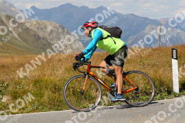 Photo #2672942 | 16-08-2022 14:59 | Passo Dello Stelvio - Peak BICYCLES