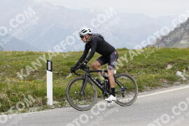 Photo #3255028 | 27-06-2023 13:37 | Passo Dello Stelvio - Peak BICYCLES