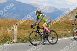 Photo #2756163 | 26-08-2022 13:47 | Passo Dello Stelvio - Peak BICYCLES