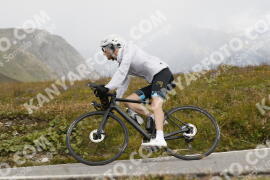 Photo #3748179 | 07-08-2023 12:28 | Passo Dello Stelvio - Peak BICYCLES