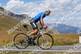 Foto #4254555 | 12-09-2023 14:43 | Passo Dello Stelvio - die Spitze BICYCLES