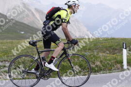 Photo #3252496 | 27-06-2023 11:40 | Passo Dello Stelvio - Peak BICYCLES