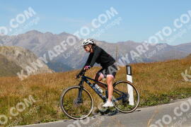 Foto #2733028 | 24-08-2022 13:41 | Passo Dello Stelvio - die Spitze BICYCLES