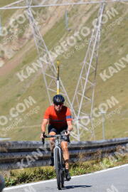 Photo #2728683 | 24-08-2022 12:01 | Passo Dello Stelvio - Peak BICYCLES