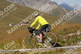 Photo #4023771 | 22-08-2023 14:25 | Passo Dello Stelvio - Peak BICYCLES