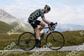 Foto #3694802 | 02-08-2023 11:22 | Passo Dello Stelvio - die Spitze BICYCLES