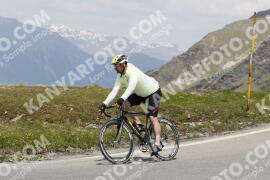 Photo #3156392 | 18-06-2023 13:35 | Passo Dello Stelvio - Peak BICYCLES