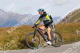 Photo #4136209 | 03-09-2023 11:39 | Passo Dello Stelvio - Peak BICYCLES
