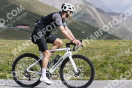 Photo #3277222 | 29-06-2023 10:46 | Passo Dello Stelvio - Peak BICYCLES