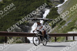 Photo #3193232 | 22-06-2023 14:39 | Passo Dello Stelvio - Waterfall curve BICYCLES
