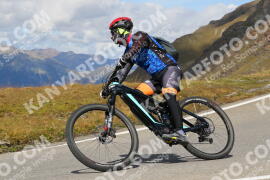 Photo #4293271 | 19-09-2023 13:50 | Passo Dello Stelvio - Peak BICYCLES