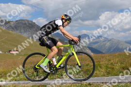 Photo #4002466 | 21-08-2023 11:28 | Passo Dello Stelvio - Peak BICYCLES