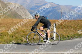 Photo #2736107 | 25-08-2022 11:10 | Passo Dello Stelvio - Peak BICYCLES