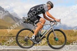 Photo #4296594 | 20-09-2023 14:13 | Passo Dello Stelvio - Peak BICYCLES