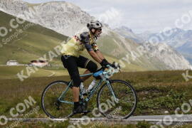 Foto #3695253 | 02-08-2023 11:33 | Passo Dello Stelvio - die Spitze BICYCLES