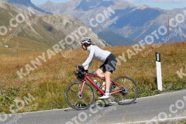 Photo #2737159 | 25-08-2022 12:43 | Passo Dello Stelvio - Peak BICYCLES