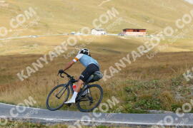 Photo #2752697 | 26-08-2022 12:04 | Passo Dello Stelvio - Peak BICYCLES
