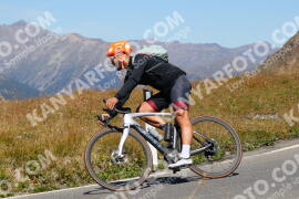 Foto #2732083 | 24-08-2022 13:10 | Passo Dello Stelvio - die Spitze BICYCLES