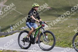 Foto #3364956 | 07-07-2023 11:09 | Passo Dello Stelvio - die Spitze BICYCLES