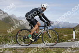 Foto #3751608 | 08-08-2023 11:38 | Passo Dello Stelvio - die Spitze BICYCLES