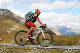 Photo #4293088 | 19-09-2023 13:12 | Passo Dello Stelvio - Peak BICYCLES