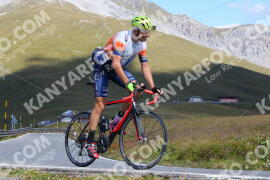 Photo #3910592 | 16-08-2023 10:43 | Passo Dello Stelvio - Peak BICYCLES