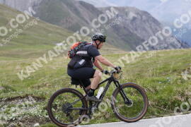Foto #3198165 | 23-06-2023 11:11 | Passo Dello Stelvio - die Spitze BICYCLES