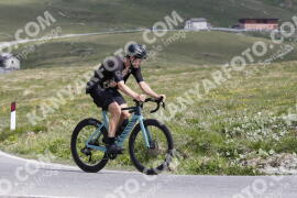 Foto #3276682 | 29-06-2023 10:26 | Passo Dello Stelvio - die Spitze BICYCLES
