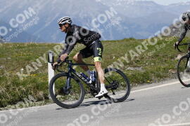 Photo #3223490 | 25-06-2023 14:44 | Passo Dello Stelvio - Peak BICYCLES