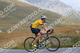 Photo #2677576 | 17-08-2022 10:02 | Passo Dello Stelvio - Peak BICYCLES