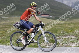 Photo #3281638 | 29-06-2023 12:00 | Passo Dello Stelvio - Peak BICYCLES