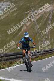 Photo #2665979 | 16-08-2022 11:10 | Passo Dello Stelvio - Peak BICYCLES