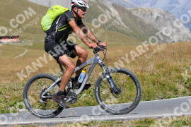 Foto #2729547 | 24-08-2022 12:30 | Passo Dello Stelvio - die Spitze BICYCLES