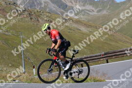 Photo #3958237 | 19-08-2023 11:08 | Passo Dello Stelvio - Peak BICYCLES